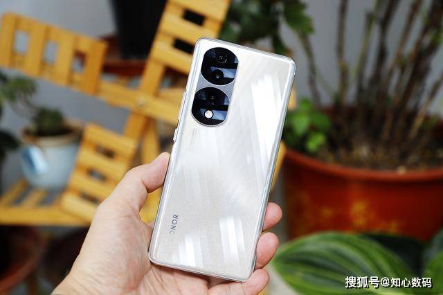 荣耀70 Pro和荣耀70 Pro+有什么区别<strong></p>
<p>火币Pro</strong>？哪款更值得入手？