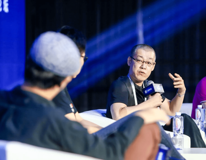 10万枚比特币套现135亿<strong></p>
<p>比特币火币</strong>，却称比特币是骗局，李笑来的双面人生