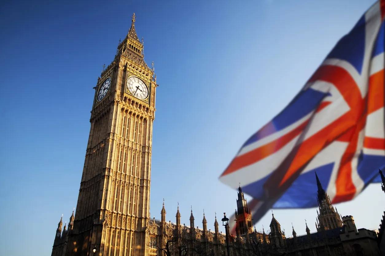 留学党如何用人民币兑换英镑<strong></p>
<p>快币兑换</strong>？什么时候兑换最合适？