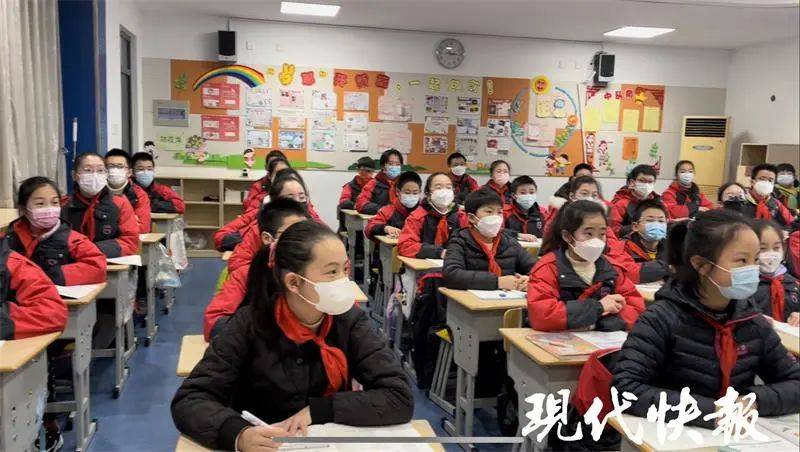 超时就停做<strong></p>
<p>美股熔断机制</strong>！一小学启用作业“九点熔断机制”