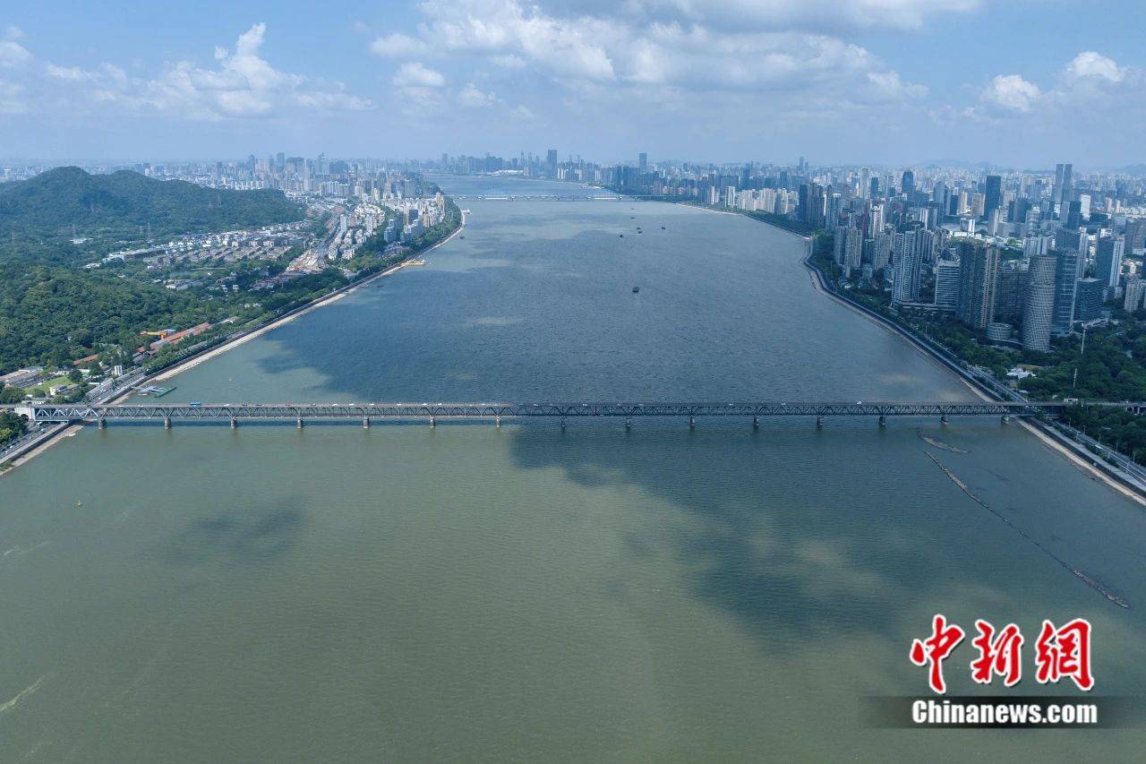 通车仅89天的钱塘江大桥<strong></p>
<p>波音</strong>，茅以升为何主持将其炸毁?