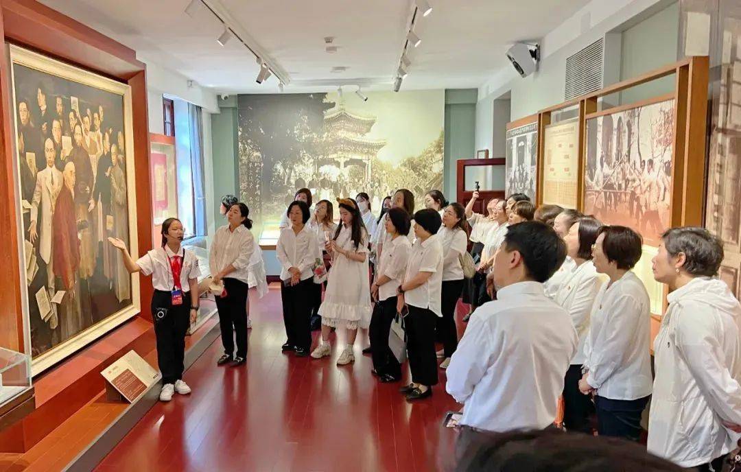 北京2名中学生获评2025年全国“新时代好少年”<strong></p>
<p>美股</strong>，先进事迹公布——