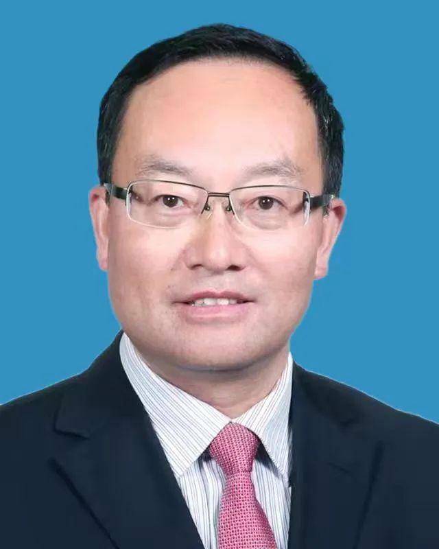 中央批准<strong></p>
<p>momo美股</strong>，省委领导班子密集调整