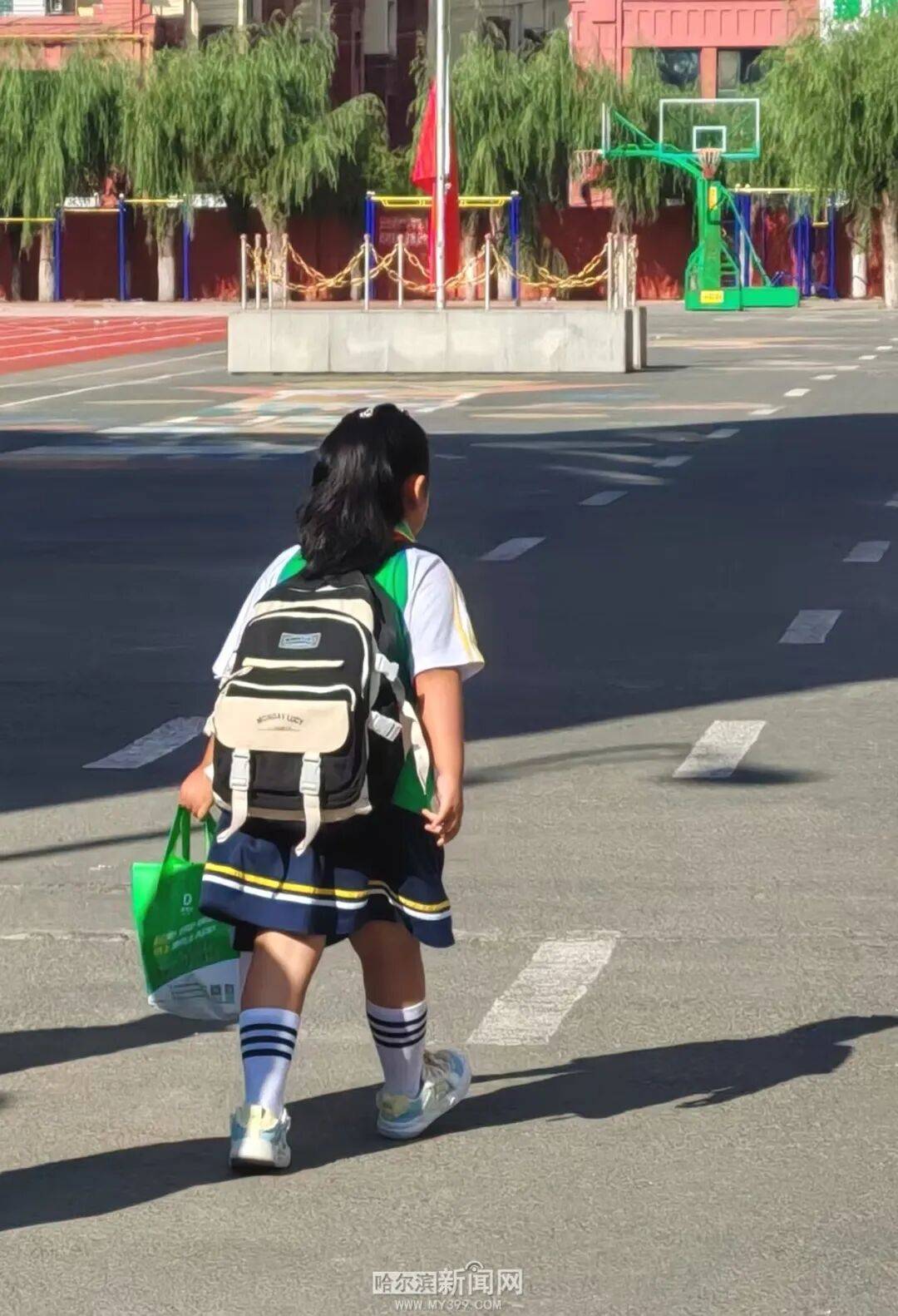 我们<strong></p>
<p>美股100</strong>，开学啦