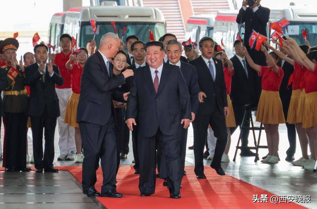 金正恩出席九三阅兵纪录片公开<strong></p>
<p>tal美股</strong>，大量细节及独家画面曝光！