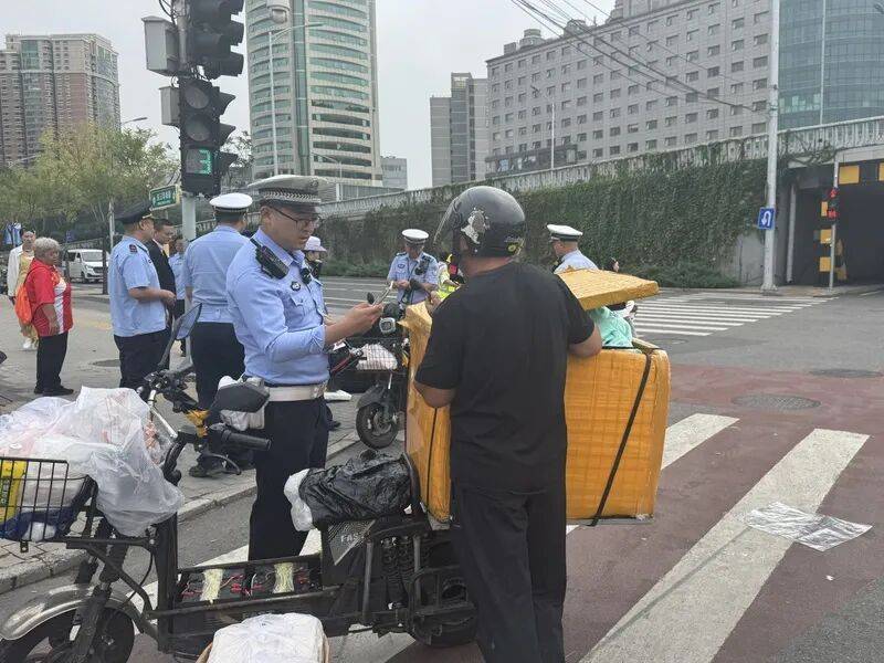 全链条溯源<strong></p>
<p>美股正股</strong>，交管市场联合整治电动自行车非法改装