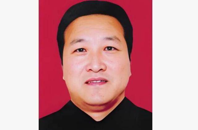宁夏政协原副秘书长蔡明被查<strong></p>
<p>美股的缺点</strong>，8年前卸任，曾被处分