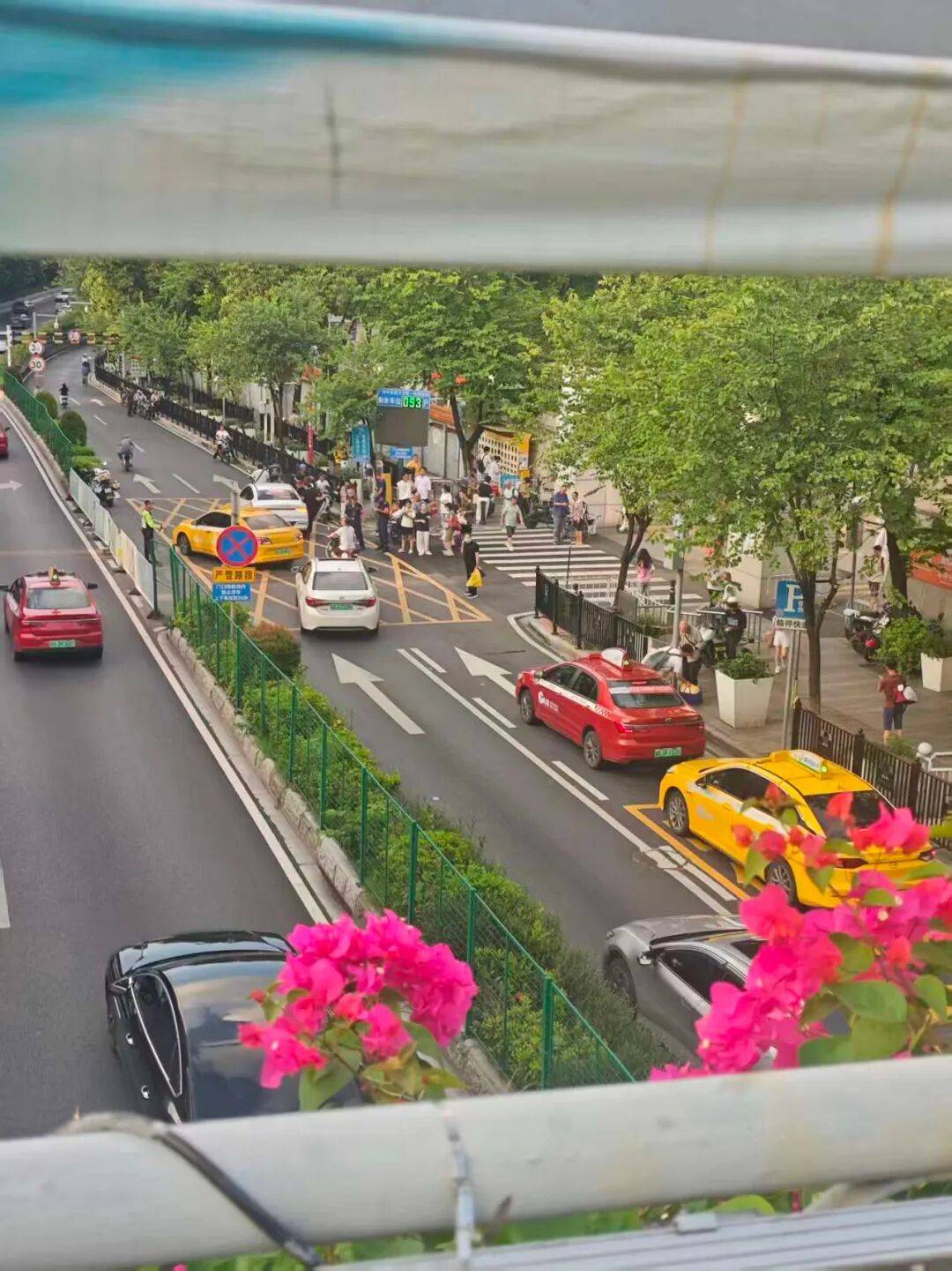 广州一医院发生伤医事件<strong></p>
<p>美股</strong>，参与抢救医生发声：他受伤很重，行凶者已被抓捕